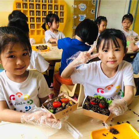 “食”刻相伴爱着您（母亲节活动）