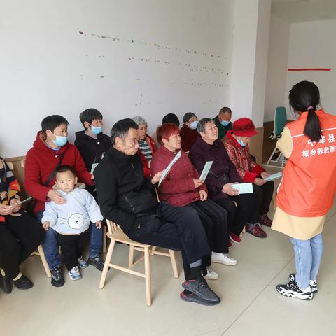 暖风三月，关爱老人在行动