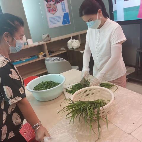 “喜迎重阳节，情暖老人心”三围社区重阳节活动