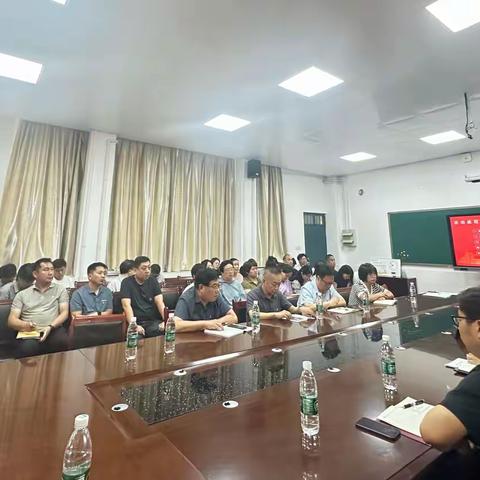 机关第八党支部与电气与机械工程学院教工党支部联合开展“守纪律 讲规矩 锲而不舍落实中央八项规定精神”主题党日活动