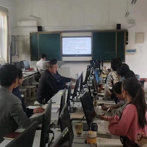 贾镇光彩小学班主任全员培训