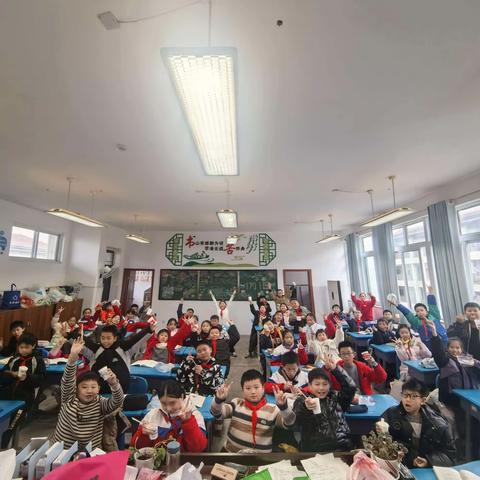 “传承劳动美·实践育新人”——长江小学五年级8班做菜劳动实践活动