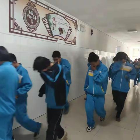 消防演练进校园   防火安全记心间   ——桃园镇中学消防疏散演练活动