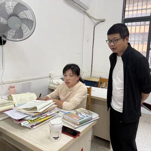 春风化雨润桃李 教学视导促提升 ——黄梅县县教研室赴八角亭中学孔垄校区开展教学视导工作