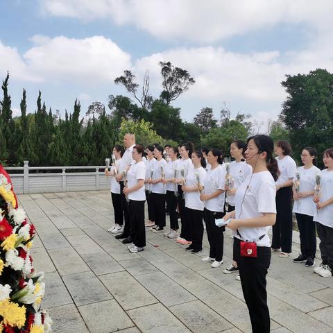 “晟”怀敬意，铭记革命先烈 “禾”你共缅，追寻红色记忆——晟禾教育集团9.30烈士纪念日活动