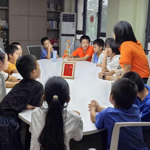 石家庄市裕华区裕翔街道师大科大高校社区开展“周五趣玩大爆炸”青少年暑期趣味活动