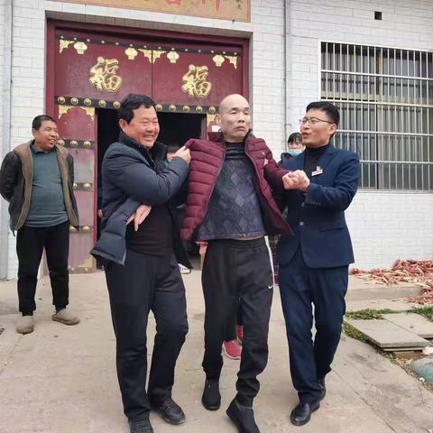 德瑞敬老故事：弱势老人收获大爱