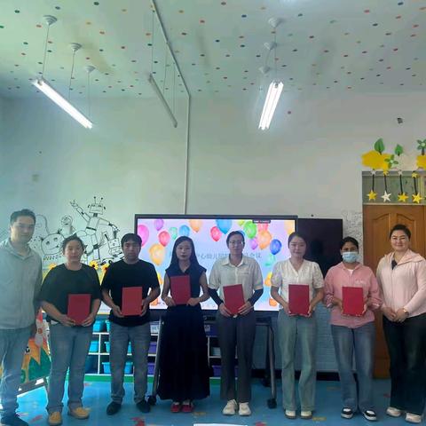 托克逊县阿乐惠镇中心幼儿园食堂膳食委员会 2025年5月16日