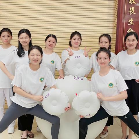 热烈庆祝武汉市第三医院光谷妇科“更年更健康、舞出吾精彩”健康科普大会圆满落幕