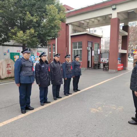 紧绷安全弦   共筑平安园---驻马店市第三十六小学开展防恐防暴应急演练