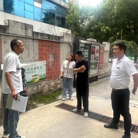 【红色等驾坡】未雨绸缪 防汛先行——等驾坡街道纪工委书记张晓旭现场检查防汛工作