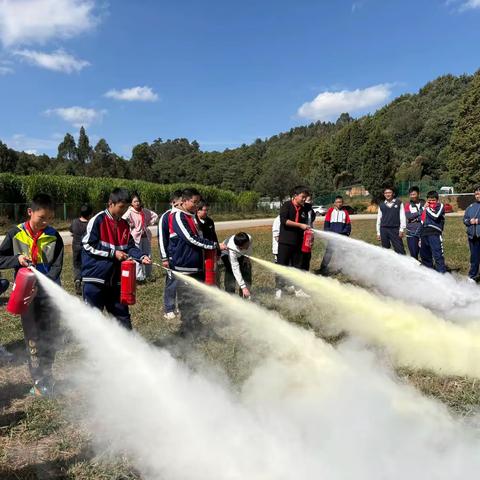 2025年 昆明市白沙河中学校“全民消防 生命至上”——消防安全演练系列活动