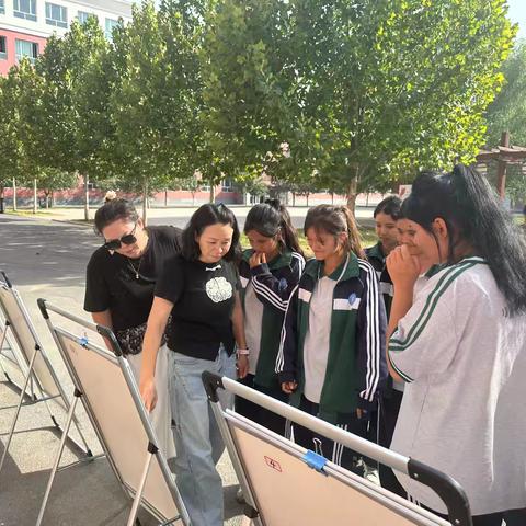 薪火传非遗，同心筑国魂 ——伊宁县第三中学铸牢中华民族共同体意识活动