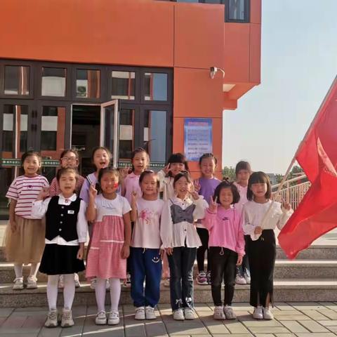 《向祖国献礼》——顺平县第三小学一年级国庆数学作业展