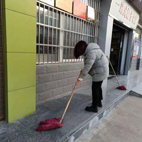 二曲街道凤泉社区常态化开展环境卫生大整治、大清扫活动