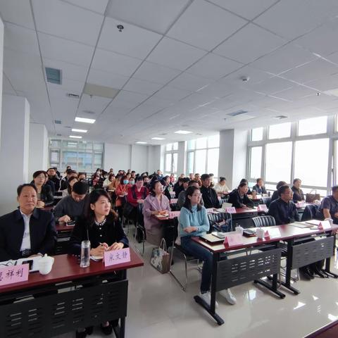 上海精神卫生中心专家组莅临天桥区开展老年残疾预防工作培训