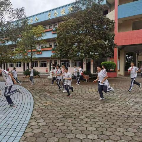 防灾减灾，安全守护 ——中山市港口中学成功举行防灾减灾紧急疏散演练