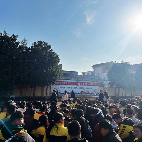 逐光奔跑，悦动成长——洪绪镇中心小学体能嘉年华圆满举行