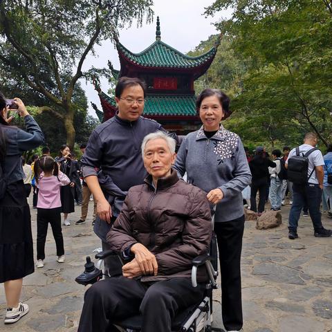 参观岳麓书院/罗瑞丹生日
