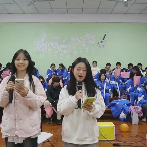 余干中学“凝聚青春力量 奏响时代乐章”2025年元旦晚会