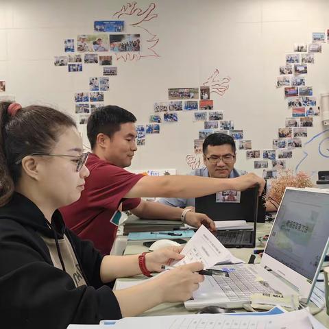 “教研深耕 育梦前行”——记信息组集体教研活动