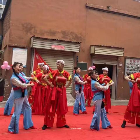 『自由路街道』祝福祖国 喜迎二十大