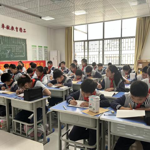 【新徽•教学】丹青课堂 妙笔生花——记新密市新徽实验学校美术学习总结活动