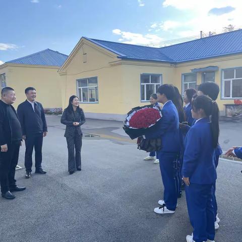 爱心助学诠释企业家责任担当