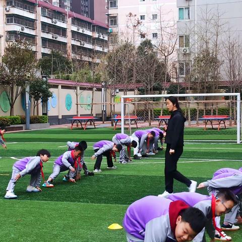 践行新课标 构建生本课堂｜大南朱雀科任三组开展组内公开课