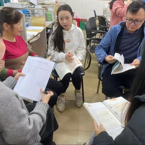 整合单元板块，探索素养导向—旧州镇中心小学四年级语文组“新课程标准”理念下的大单元备课教研活动