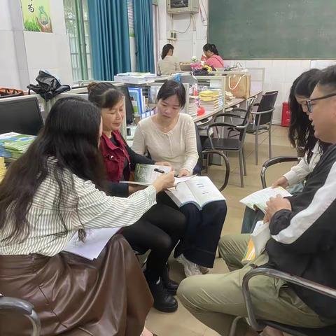 读课标，提素养——琼山区旧州镇中心小学四年级语文科组教研活动