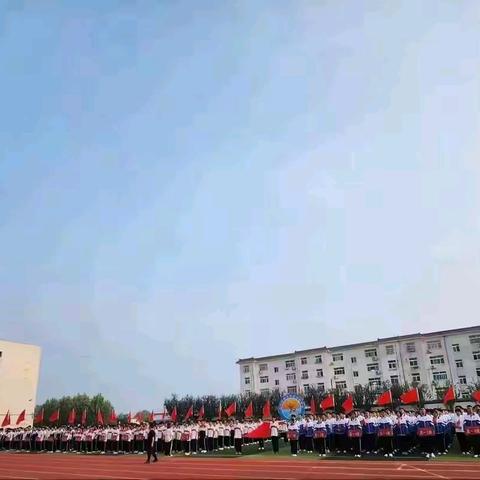 野蛮体魄 文明精神 --杨家楼中学年度体育活动纪实