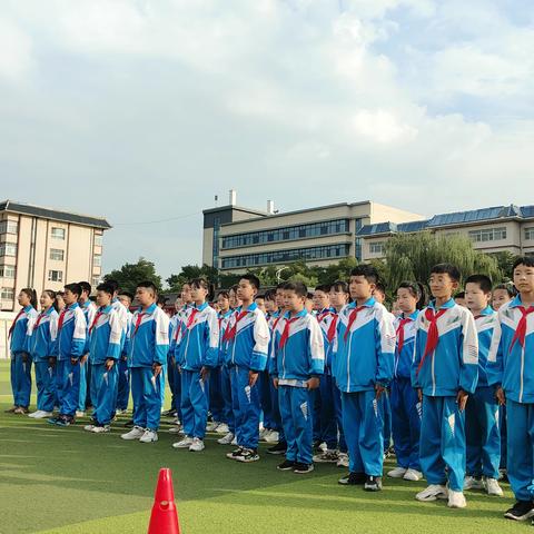 “队列展风采 英姿望未来”——灵武市第二小学开展队列队形暨武术操比赛