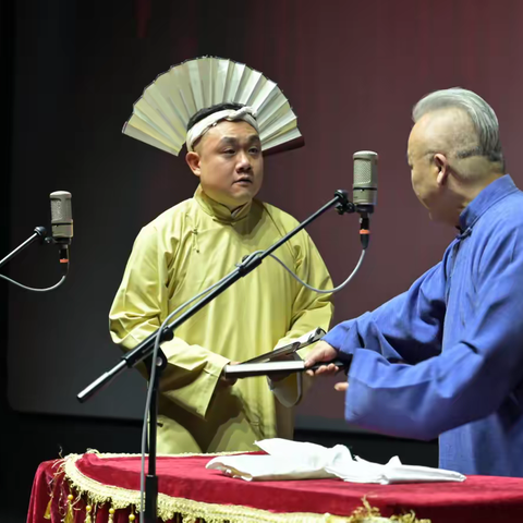 半趣斋相声表演 长沙冬天的好去处（万达影城店）