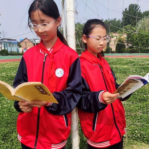 读书让生活更美好———段庄小学“世界读书日”活动