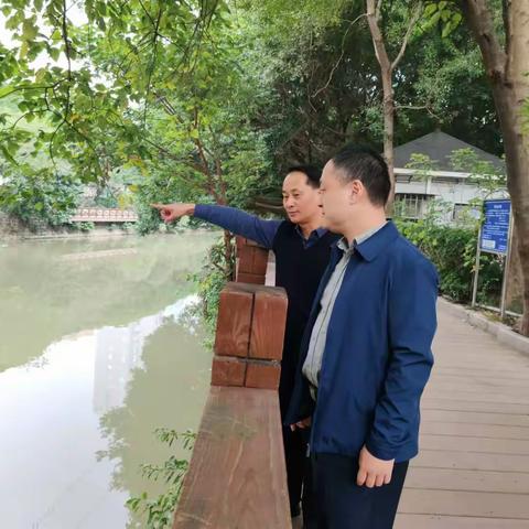 河长日：齐心协力护河美