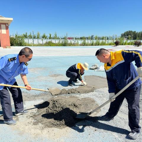 “战、保、增”活动|升级、保养基础设施设备，提质增效完成暑运期间运输任务，塔城站在行动！