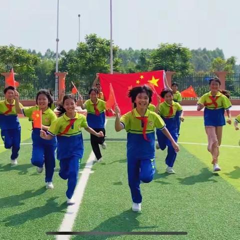 盛世华诞谱新篇 ﻿同心共筑中国梦 ——覃塘区翰林小学开展喜迎国庆系列活动