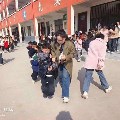 心系安全，警钟长鸣——记郑家集乡中心小学消防演练活动