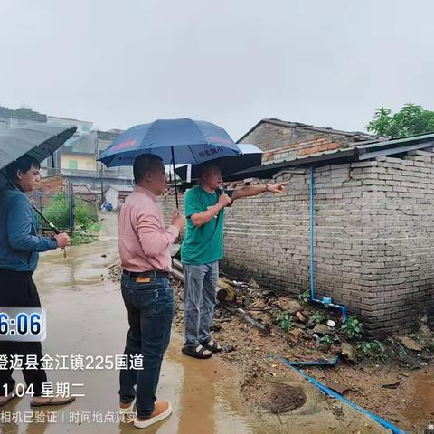 风雨无阻践初心，田间地头送技术——县热作中心开展台风“海鸥”防风防汛指导工作