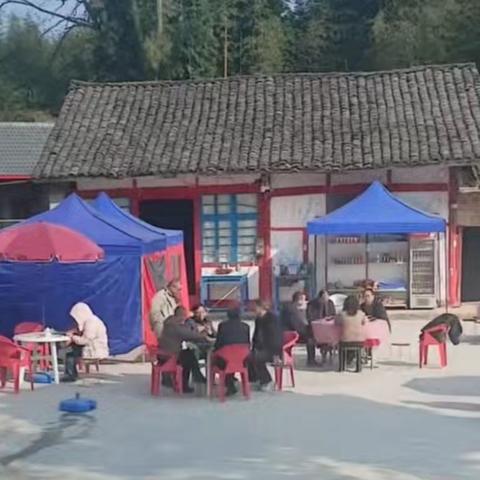 蓬安燕山寨农家小院：观云海日出，享田园休闲