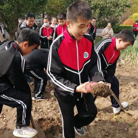 鲅鱼圈区素质教育实践学校 “新时代劳动教育”活动