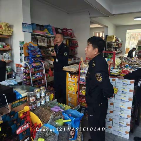 卢龙县市场监管局联合烟草局筑牢未成年人禁烟保护圈