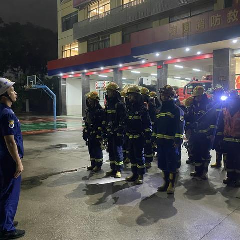 龙岗大队督察队深入横岗消防救援站开展督察工作