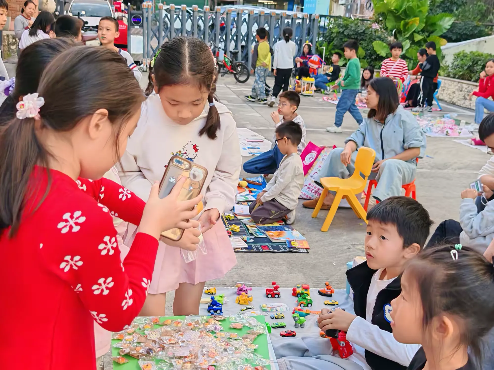 简篇-旧物“循环”新生,家风“童声”传承!布吉社区这场亲子市集“廉”意满满