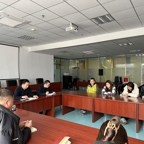 多举措集中办理回迁安置房，对“证”下药化解遗留问题“登记慢”