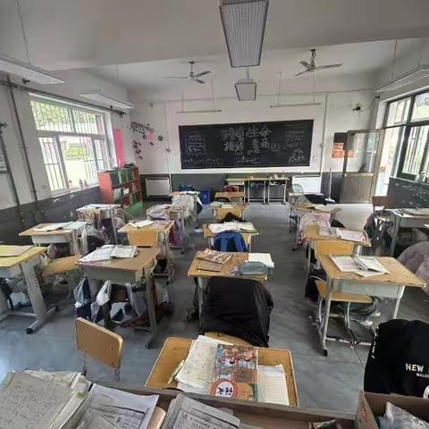 秦台明德小学2026年四月防震演练纪实