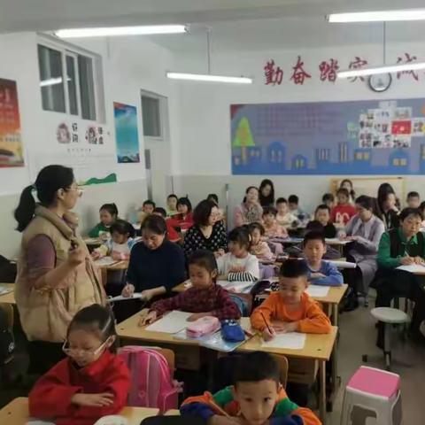 躬耕教育守初心，榜样力量照前行——以数启智 以爱润心