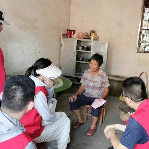 携手防溺水   家访暖人心——寨圩中学开展“防溺水大家访”活动