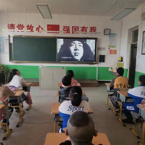 弘扬雷锋精神、做新时代好少年             ——养士堡九年一贯制学校开学第一课